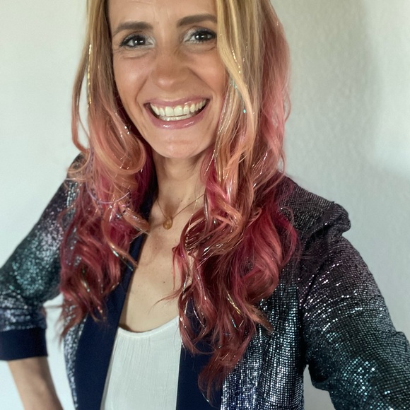 Meet your Posher, Tiffany - Picture 15 of 17